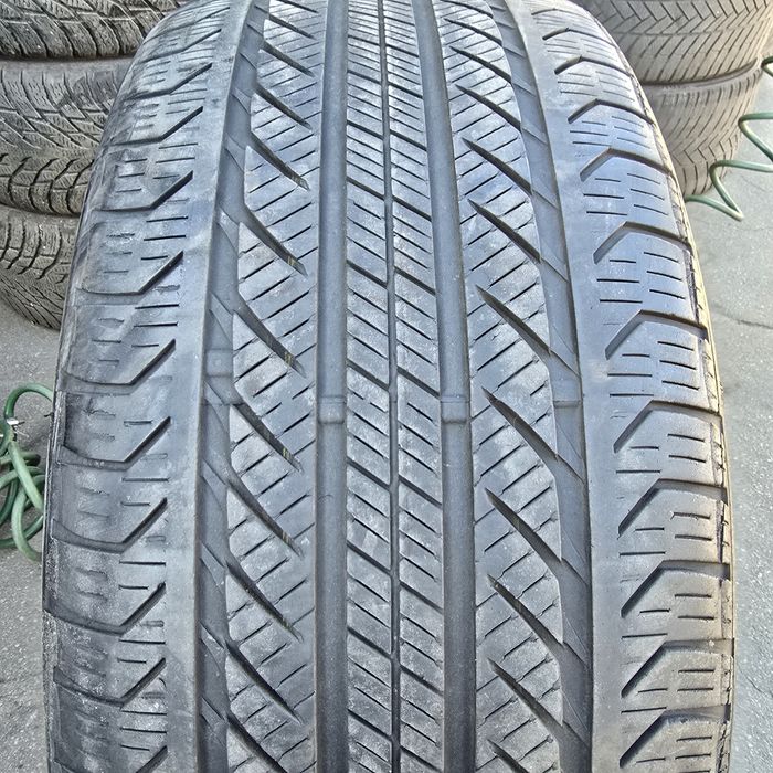 В наявності 1шт. 245/40 r19 Continental procontact cx SSR * MOE