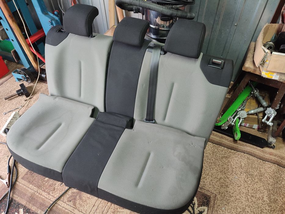 Fotele ,siedzenia citroen C 4