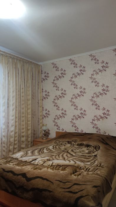 Продається дачний будинок