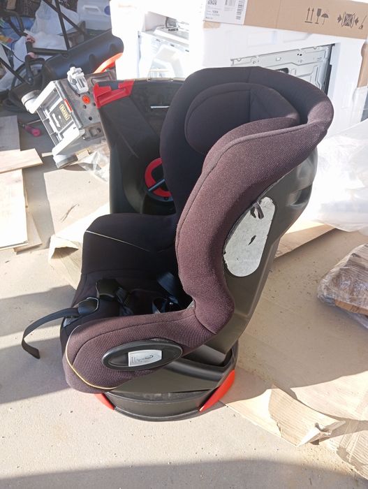 Sprzedam fotelik obrotowy 9-18kg