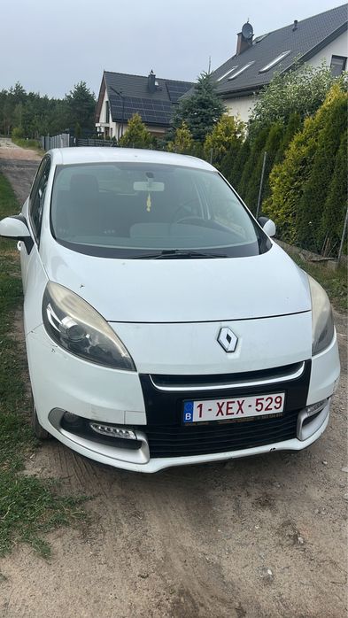 Renault scenik 2012r