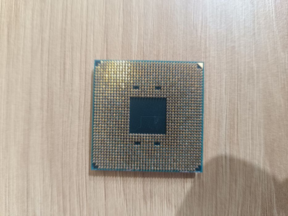 Ryzen 5 5600g + 32gb Kingston fury 3200 + gigabyte gaming x v2