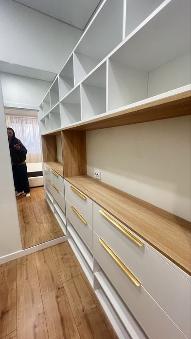 Продається 1 кім.квартира з ремонтом в топ локації