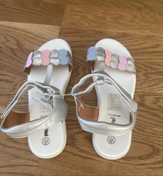 Buty, sandałki, sandały dziewczęce na rzepy  36 Pepperts - NOWE