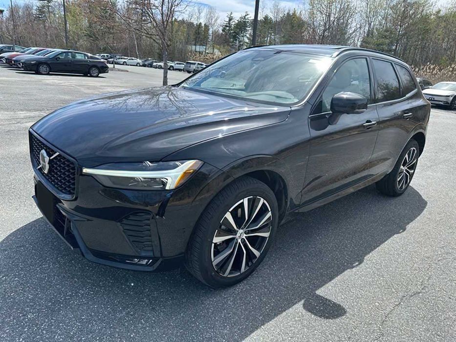Volvo XC60      2023