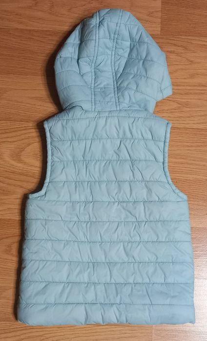 Безрукавка дівчача 3-4роки