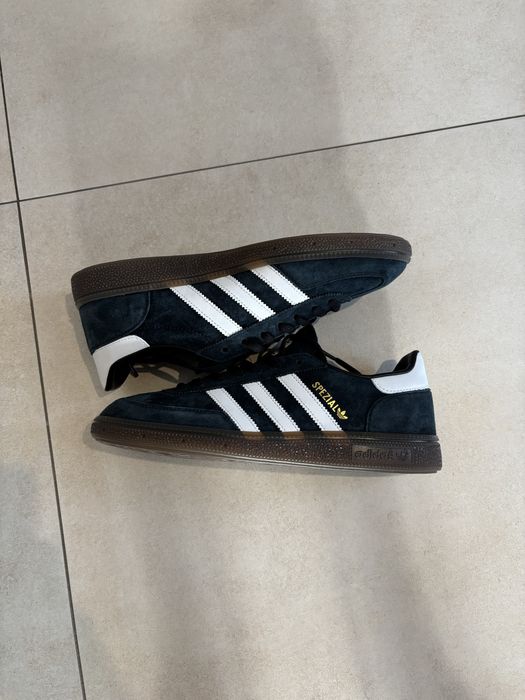 adidas spezial.