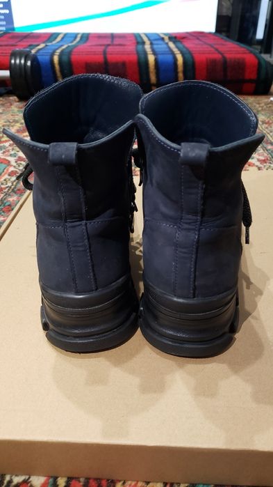 Ботинки женские 39