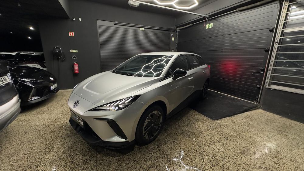 MG MG4 51 kWh Standard