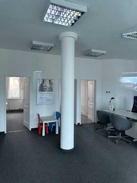 Lokal biurowo-usługowy o pow. 78,76 m2 centrum – Rynek