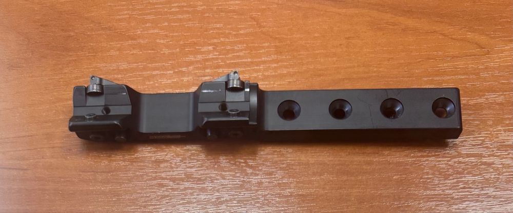 Швидкозʼємний кронштейн Innomaunt на Blaser