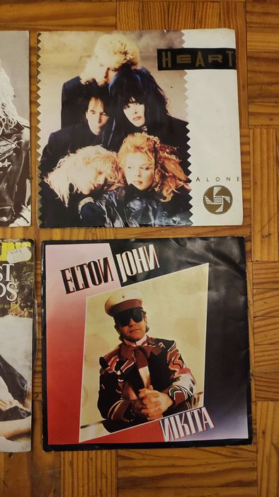 Lote de singles Rock/Pop424979783609886723