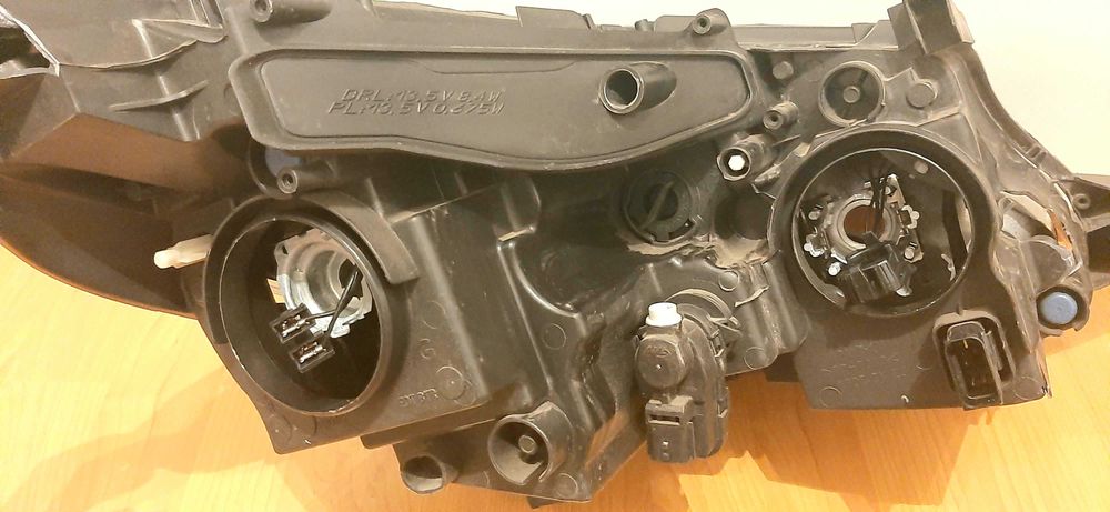 ÓTICA esquerda Peugeot 2008 COM Motor