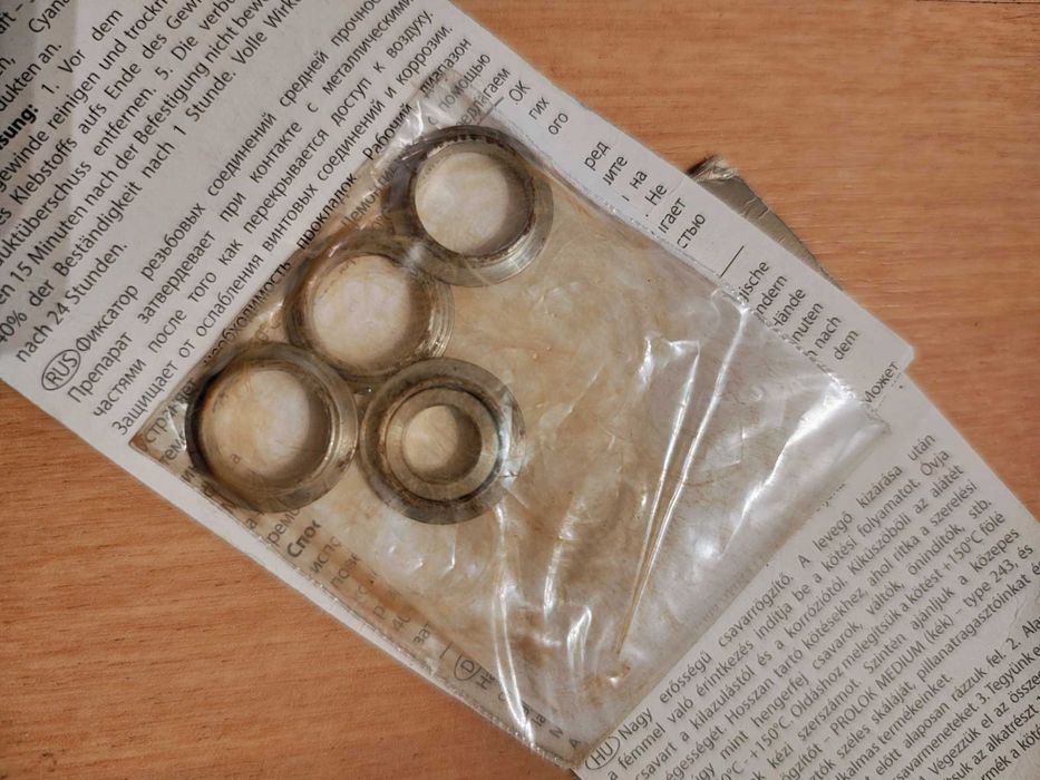 Ford Mondeo mk4 kombi części tuleje i śruby tył