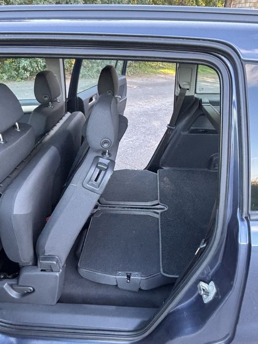 Opel Zafira 2009р