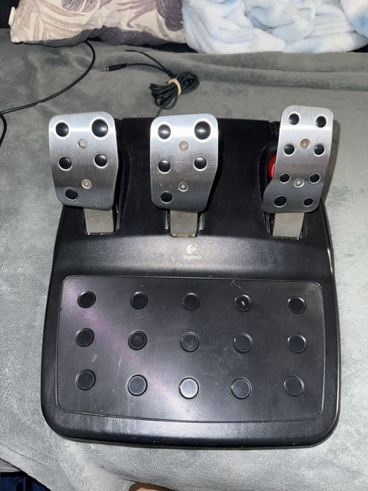 Vendo Logitech g27