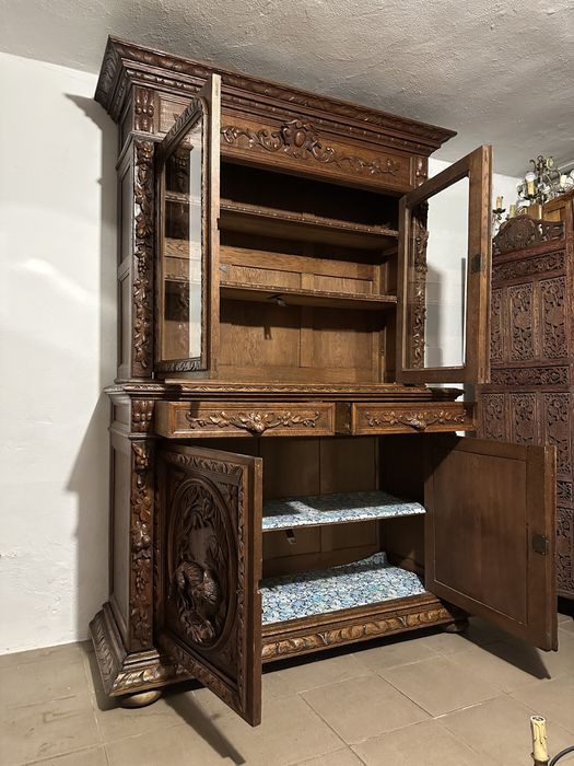 Antyczny kredens myśliwski dębowy