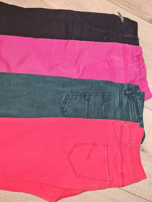 Штани джегінси комплектом 4 пари на М - L розмір