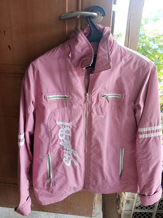 Женская ветровка