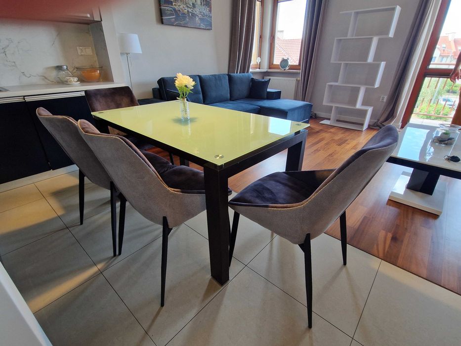 Duży stół szklany 160x90 | mleczne szkło | wenge | 6 osób
