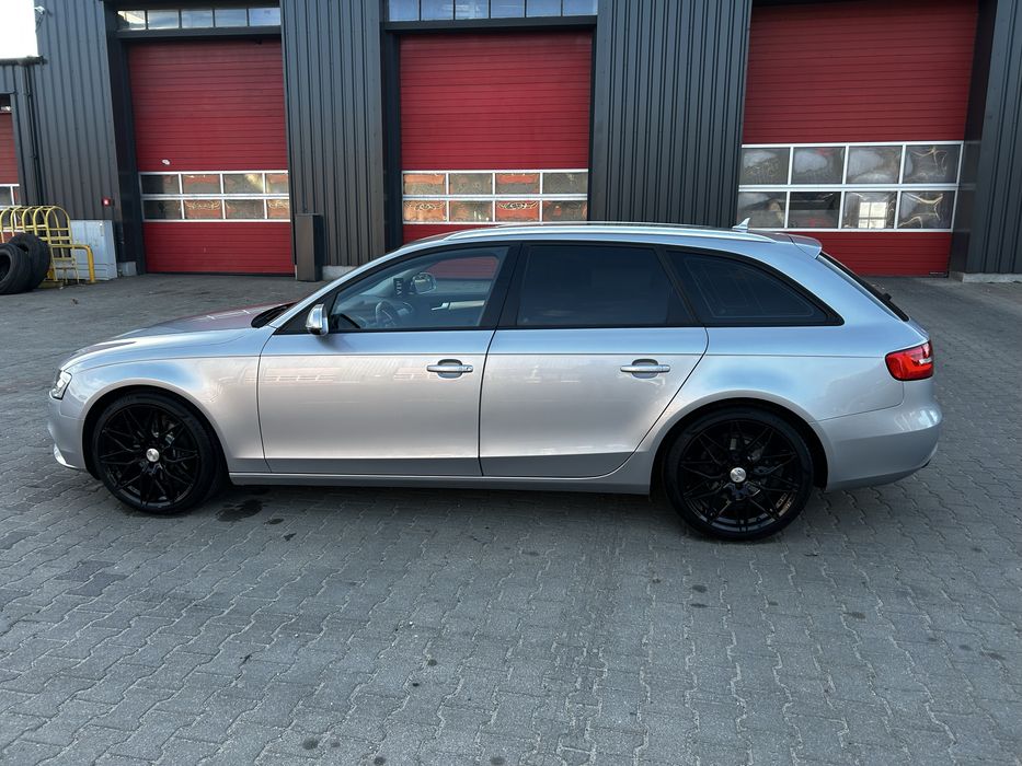 Sprzedam audi a4b8 z 2014r