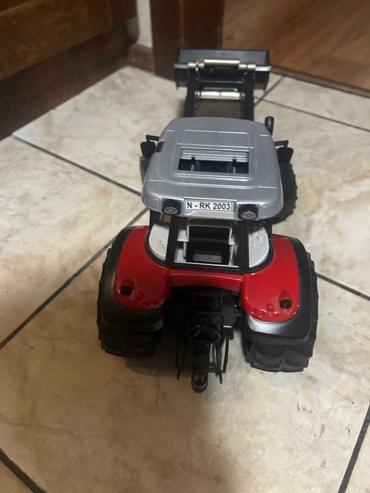 Ciągnik MASSEY FERGUSON 7480 Bruder
