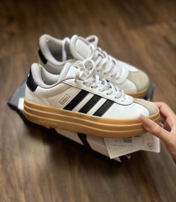 кросівки adidas VL Court Bold  36 розмір