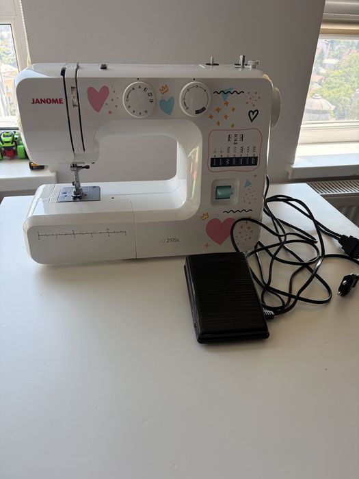 Швейна машина JANOME JQ2515s