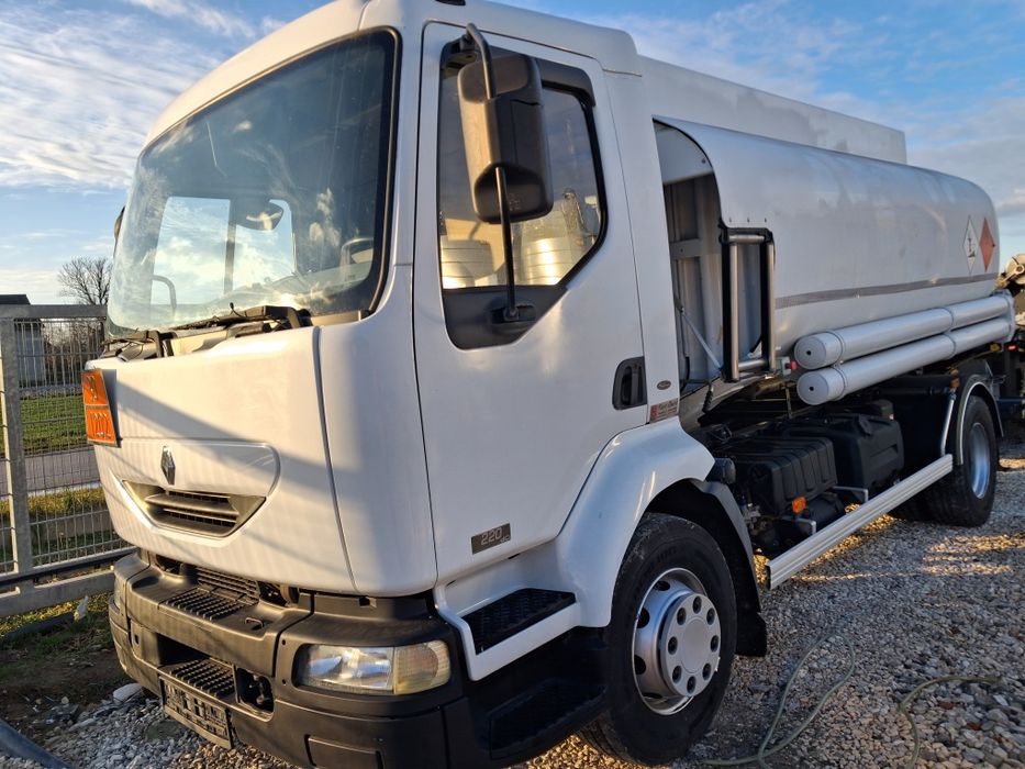 Cysterna ADR solo Renault Midlum