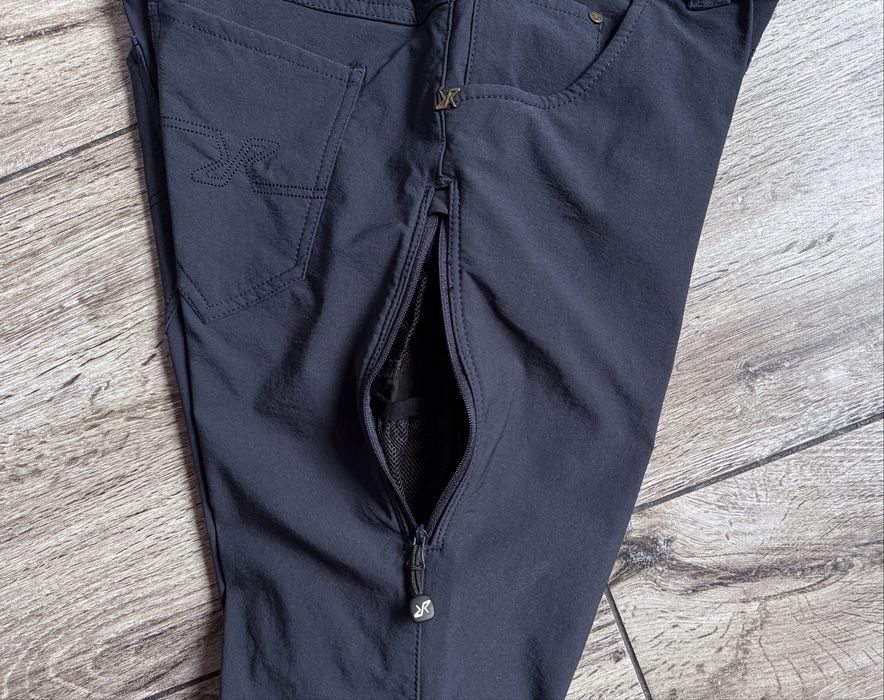 Damskie spodnie trekkingowe REVOLUTION RACE model ADRENALINE Elastan M