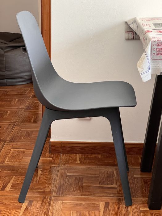 Cadeira azul 40€ cada