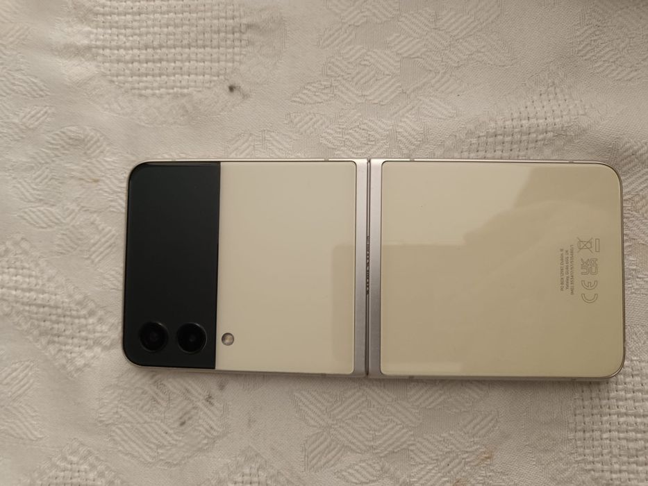 Samsung 3 flip 128gb
