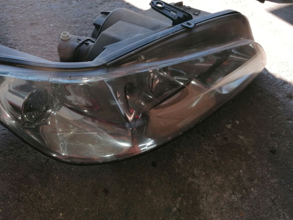 Farol direito peugeot 306 fase 2