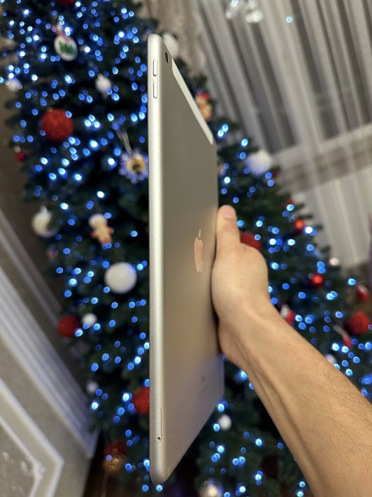 планшет Apple iPad  7 покоління 32 Гб памʼяті LTE + Wi-Fi