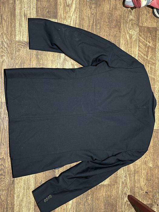 Діловий костюм Томмі Хілфігер