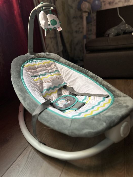 Продам детский шезлонг