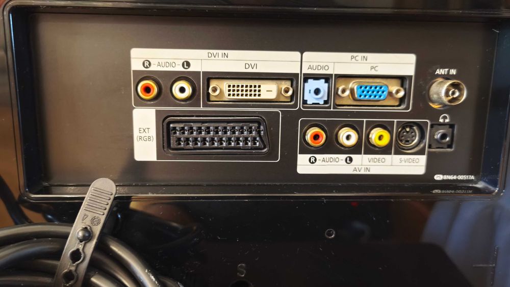 Televisão/Monitor 19''