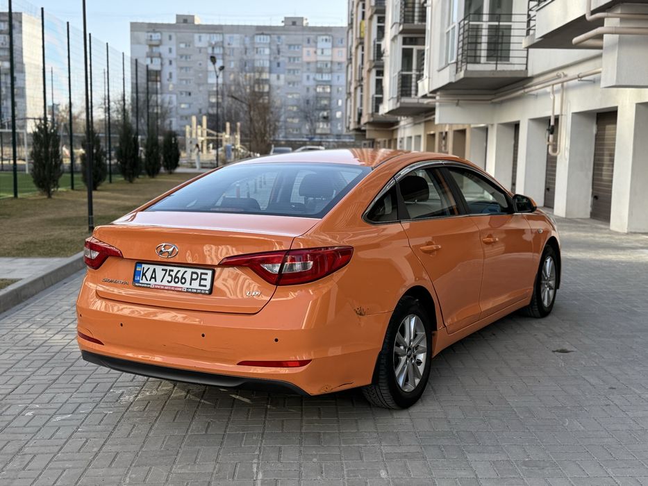 Продам Hyundai Sonata 2016 год автомат