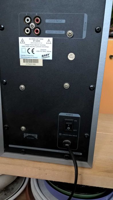 Głośniki aktywne z subwooferem 2+1