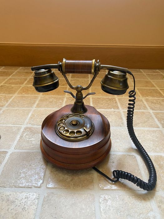 Telefone antigo