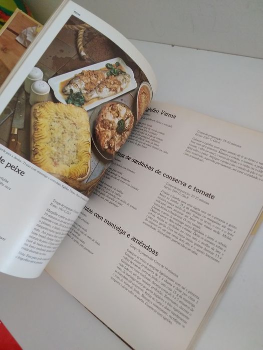 1981 Livro capa dura Cozinha a Dois Rosemary Wadey Cozinha Prática