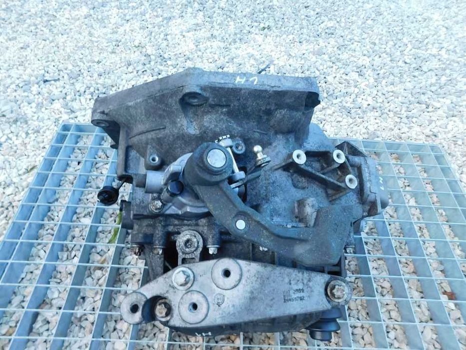 Skrzynia biegów M32 6b Opel 1.9 16V CDTI Astra H Zafira B Vectra C