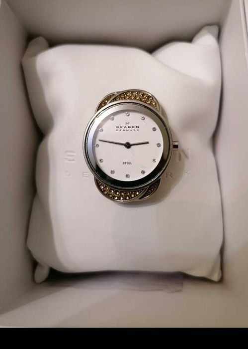 Дорогие наручные часы. Skagen. Оригинал из Англии