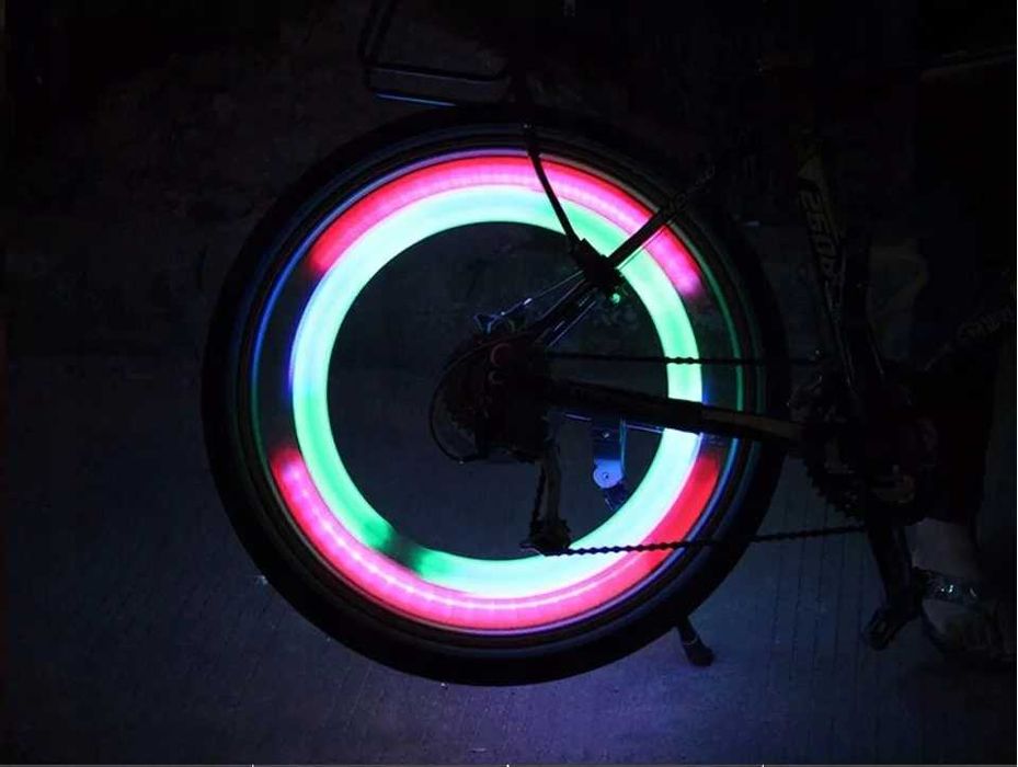 Lampka LED na szprychy do roweru  2 szt