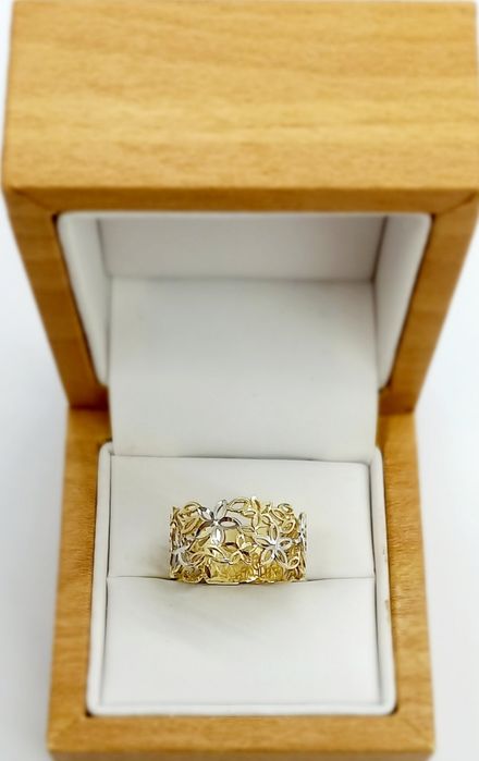 Złoty pierścionek wykonany w próbie 585-14ct