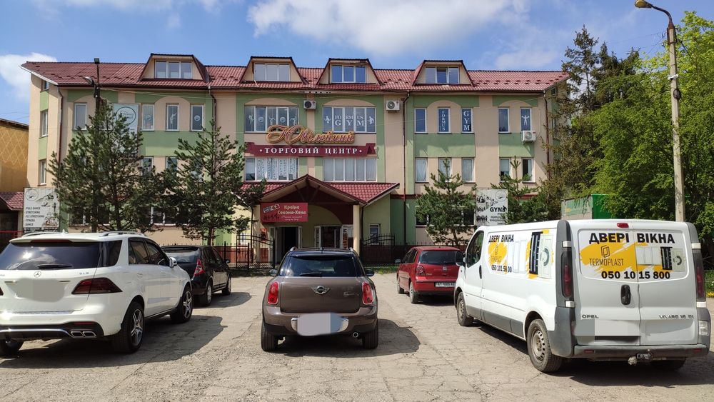 Оренда комерція торгова площа 150 мкв.  Та інша 700 до 14 квадратіа