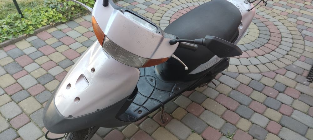 Suzuki lets 2 1998