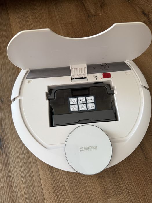 Aspirador Robot ECOVACS DEEBOT 900 – Mapeamento Laser + App