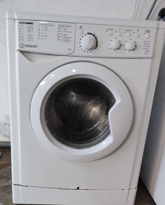 Máquina de lavar roupa 7kg