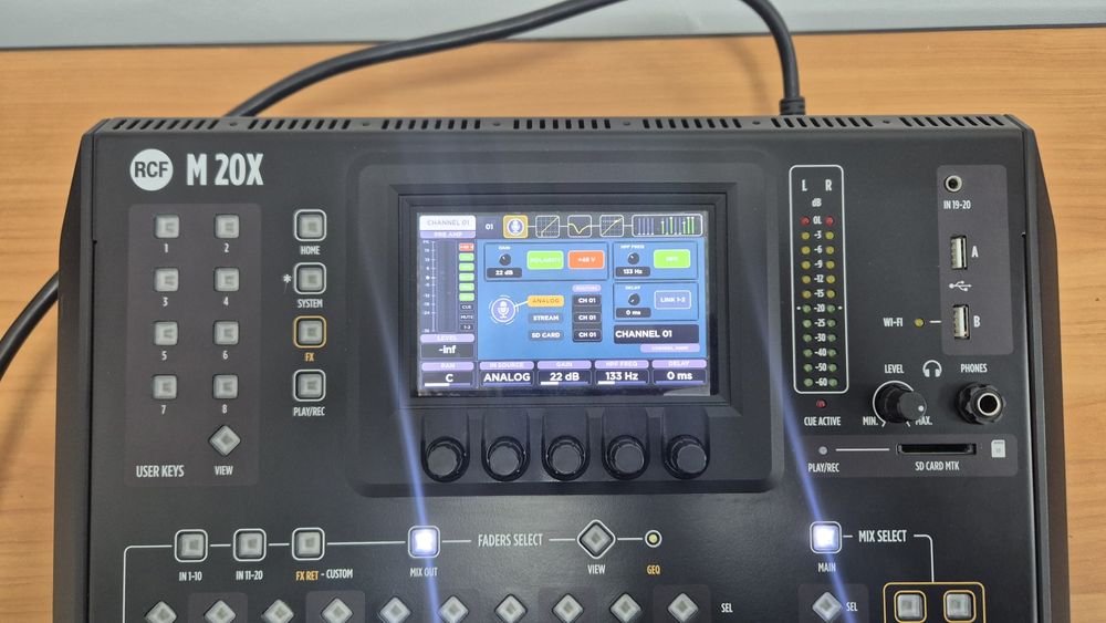 цифровий мікшер RCF M20X